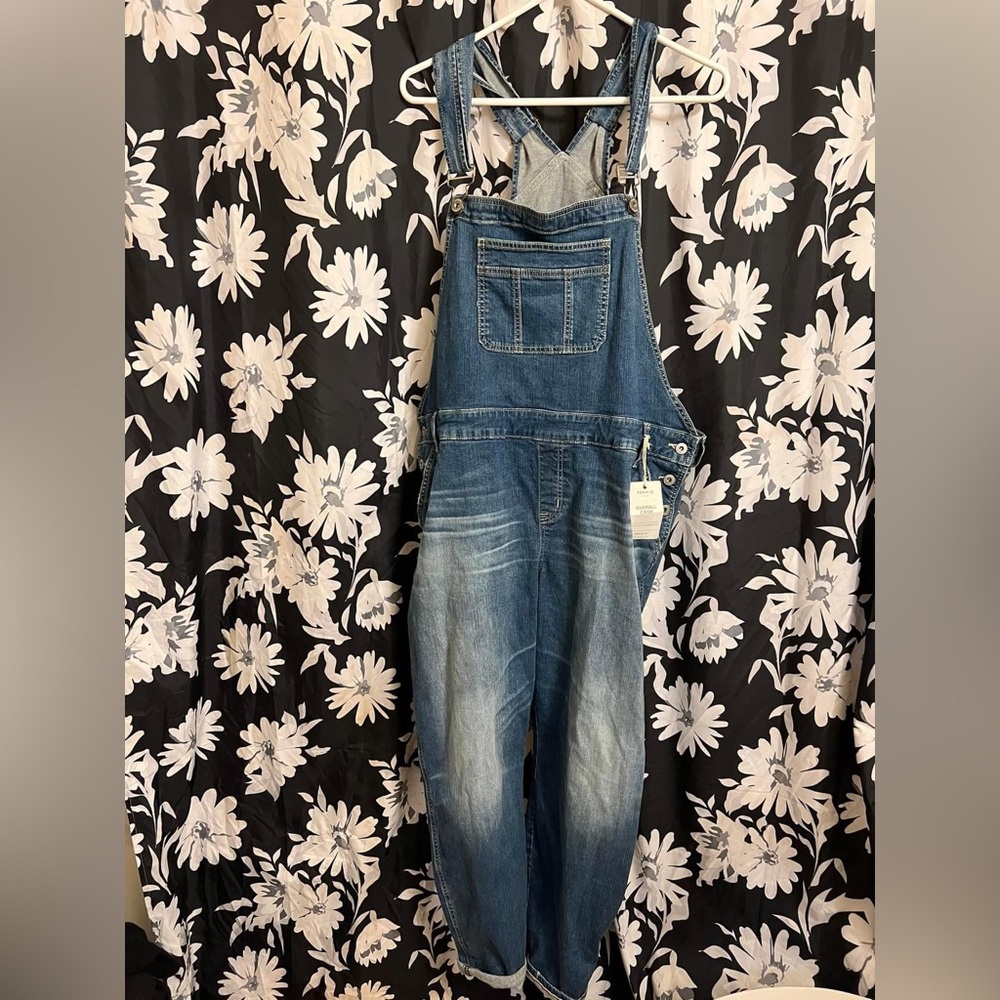 NWT Torrid Crop Overalls